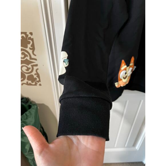 Bluey Adult Unisex M Long Sleeve Sweatshirt Black Dogs Bingo Pom Pom Unicorse - Picture 4 of 15